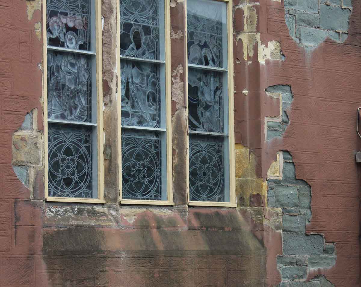 Failing masonry repair Products can fail when not suited to their siutation