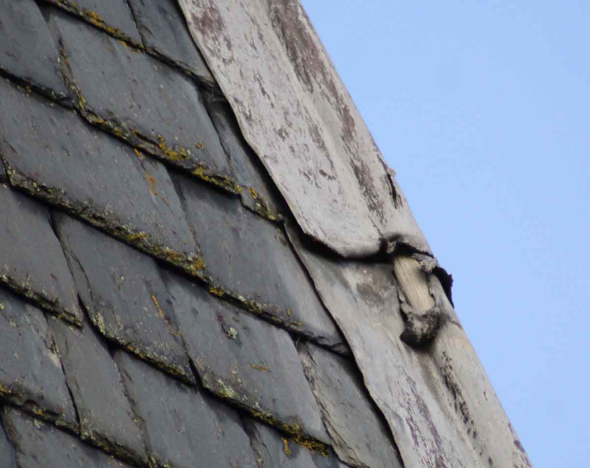 Leadwork tear caused by thermal movement Leadwork tear caused by thermal movement